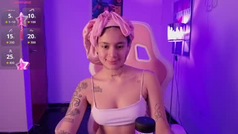 Snapshot of liabutera chatting on March 29, 9:26 pm Lia Butera online show from March 29, 9:26 pm