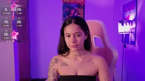 Snapshot of liabutera chatting on April 3, 10:41 pm Lia Butera online show from April 3, 10:41 pm