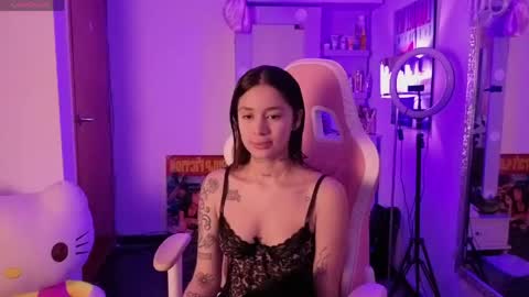 Snapshot of liabutera chatting on June 7, 8:34 pm Lia Butera online show from June 7, 8:34 pm