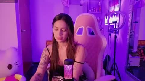Snapshot of liabutera chatting on June 14, 8:33 pm Lia Butera online show from June 14, 8:33 pm