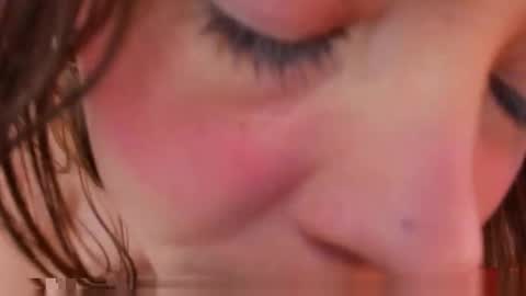 Snapshot of liah_grey8 chatting on April 17, 9:40 pm ---Liah--- online show from April 17, 9:40 pm