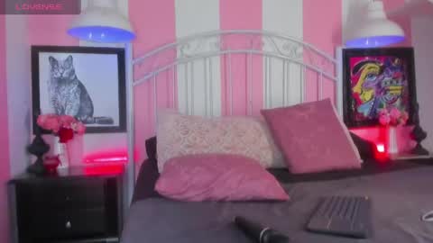 Snapshot of liah_grey8 chatting on April 25, 10:07 pm ---Liah--- online show from April 25, 10:07 pm