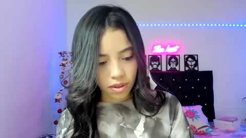 Snapshot of liakent24 chatting on December 29, 1:34 am Lia Kent online show from December 29, 1:34 am