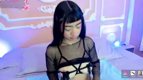 Snapshot of lialovet chatting on May 6, 7:30 pm Lia lovet online show from May 6, 7:30 pm
