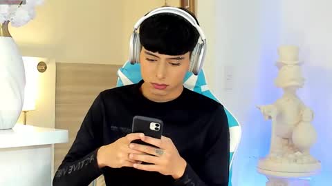 Snapshot of liam_055 chatting on September 10, 5:46 pm Liam online show from September 10, 5:46 pm
