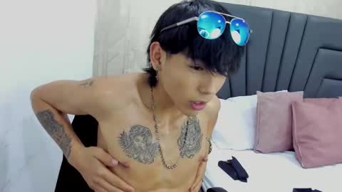 Liam Adamms online show from February 20, 8:42 pm