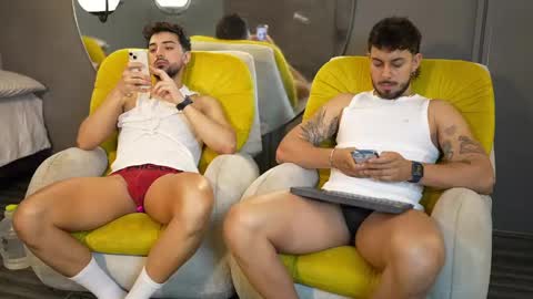 Snapshot of liam_and_luca chatting on February 18, 12:49 pm Liam Luca online show from February 18, 12:49 pm