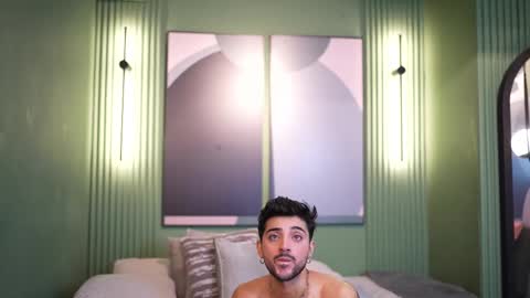 Snapshot of liam_and_luca chatting on February 27, 2:42 am Liam Luca online show from February 27, 2:42 am