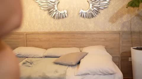 Snapshot of liam_and_luca chatting on February 28, 10:39 pm Liam Luca online show from February 28, 10:39 pm