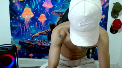 Andres online show from July 10, 10:01 pm