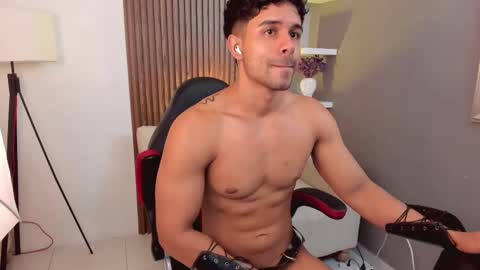 Liam Collins online show from February 21, 5:42 pm