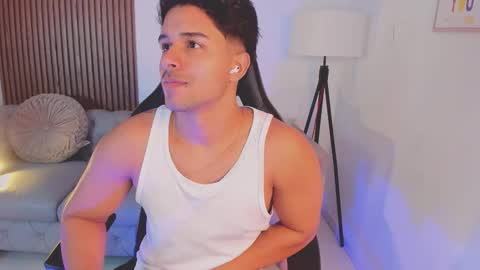 Liam Collins online show from October 8, 11:41 am