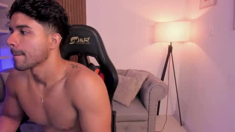 Liam Collins online show from May 23, 11:58 am