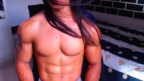 Snapshot of liam_domain chatting on November 4, 2:38 pm LIAM online show from November 4, 2:38 pm