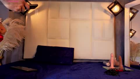 Liam forest  online show from December 16, 4:50 am