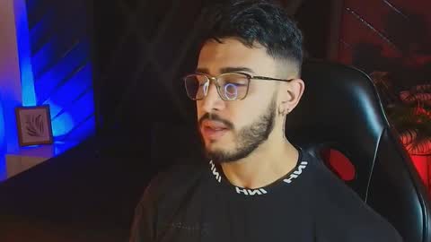 LIAM KLEIN online show from April 15, 11:28 am