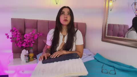 Snapshot of liam_rochi chatting on May 4, 12:34 pm liam_rochi online show from May 4, 12:34 pm