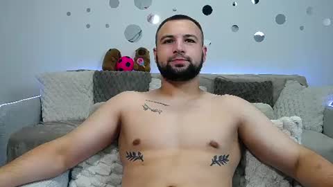 Snapshot of liam_studd chatting on July 8, 6:18 am Liam online show from July 8, 6:18 am