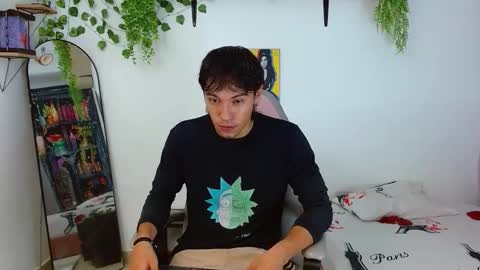 liamxul online show from September 27, 6:35 pm