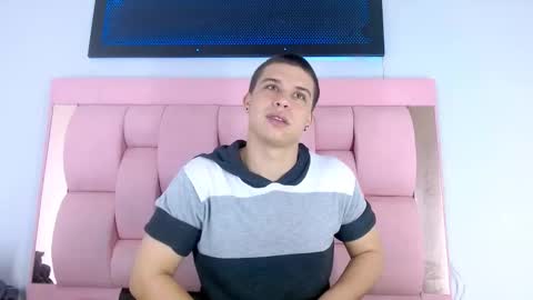 liam_york online show from November 20, 1:22 pm