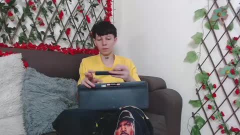 Liam  online show from March 21, 7:06 pm