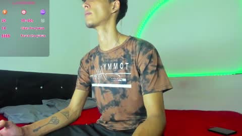 LIAM  KAI online show from April 2, 3:04 am