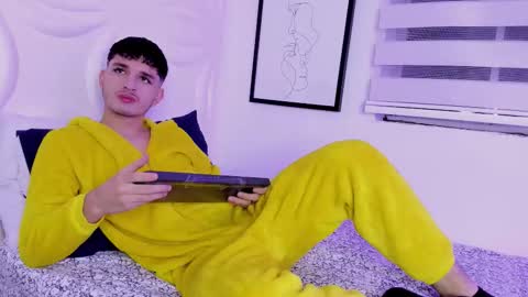 liammuller online show from October 7, 11:51 am