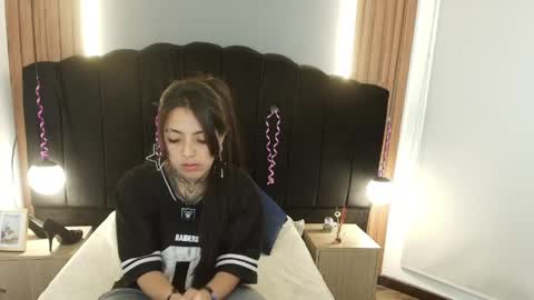 L I A M O N R O E online show from April 12, 11:59 am