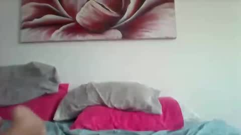 LiamRose online show from December 28, 5:33 am