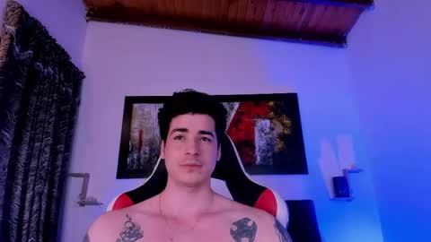 liamwyatt_ online show from May 30, 5:48 am