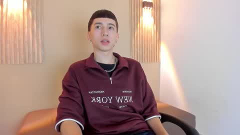 lian_cameron online show from February 6, 4:06 am