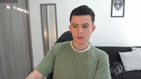 lian_eathan online show from October 17, 8:55 pm