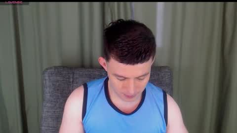 lian_eathan online show from October 27, 2:32 pm