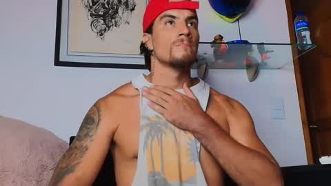 Lian Oconner online show from March 4, 2:39 am