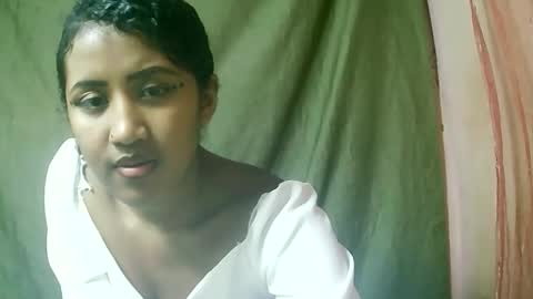 Liana9794 online show from May 16, 12:15 pm