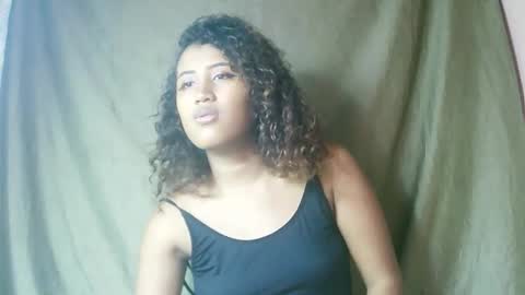 Liana9794 online show from May 17, 11:39 am