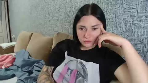 liana_diva online show from July 16, 6:58 pm