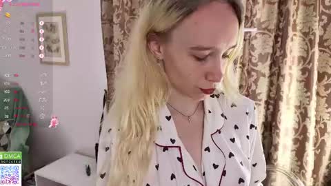 Snapshot of liane_bennet chatting on June 27, 8:08 am Sofia online show from June 27, 8:08 am
