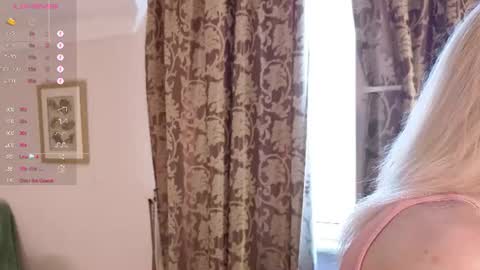Snapshot of liane_bennet chatting on July 9, 8:07 am Sofia online show from July 9, 8:07 am