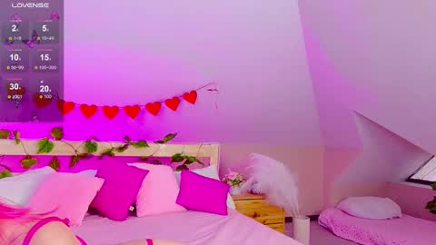 Lian online show from February 13, 7:59 am