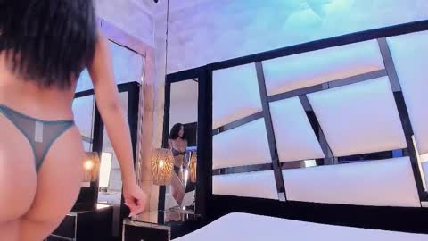 Lia obrien online show from February 2, 9:57 pm