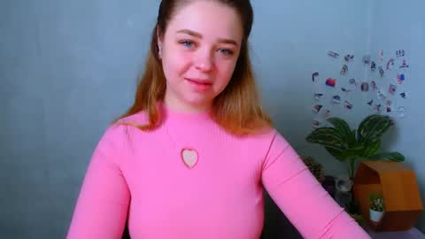 Snapshot of liaralime_ chatting on April 23, 6:58 am Liara online show from April 23, 6:58 am