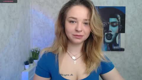 Snapshot of liaralime_ chatting on April 28, 6:18 am Liara online show from April 28, 6:18 am
