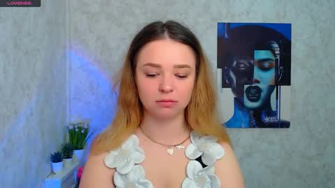 Snapshot of liaralime_ chatting on May 11, 7:14 am Liara online show from May 11, 7:14 am