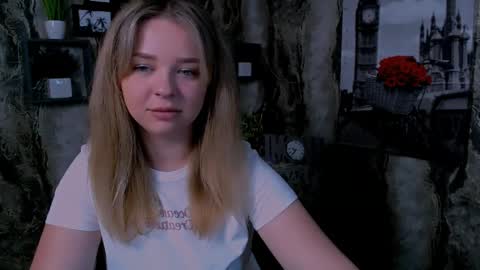 Snapshot of liaralime_ chatting on May 26, 7:59 am Liara online show from May 26, 7:59 am