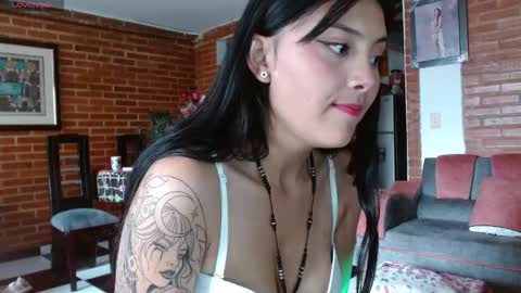 Liarouse04 online show from February 7, 1:04 pm