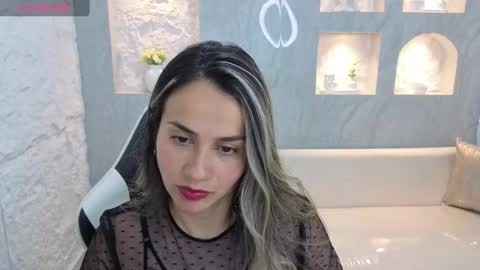 Snapshot of liat_white_tx chatting on September 13, 1:11 pm Online 800 to 1400 online show from September 13, 1:11 pm
