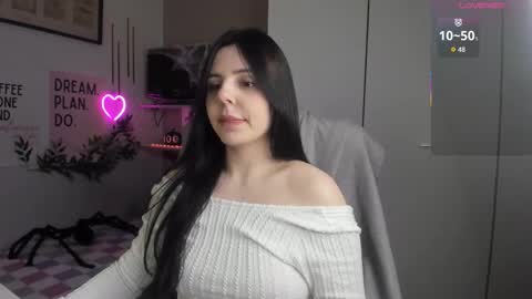 Lia online show from November 10, 8:24 am