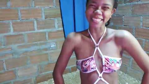 Snapshot of liciiacute chatting on November 27, 9:17 pm lucia online show from November 27, 9:17 pm