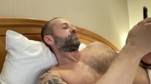 lick8me8hard online show from February 18, 6:04 pm